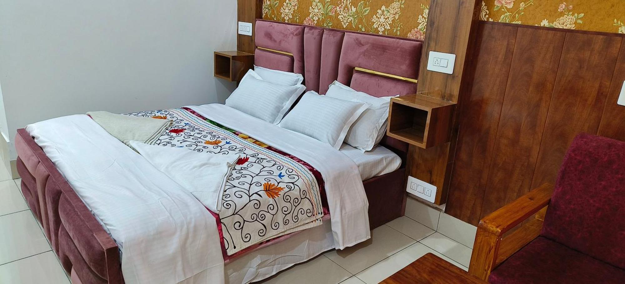 Gulmarg Gs Residency Hotel Esterno foto