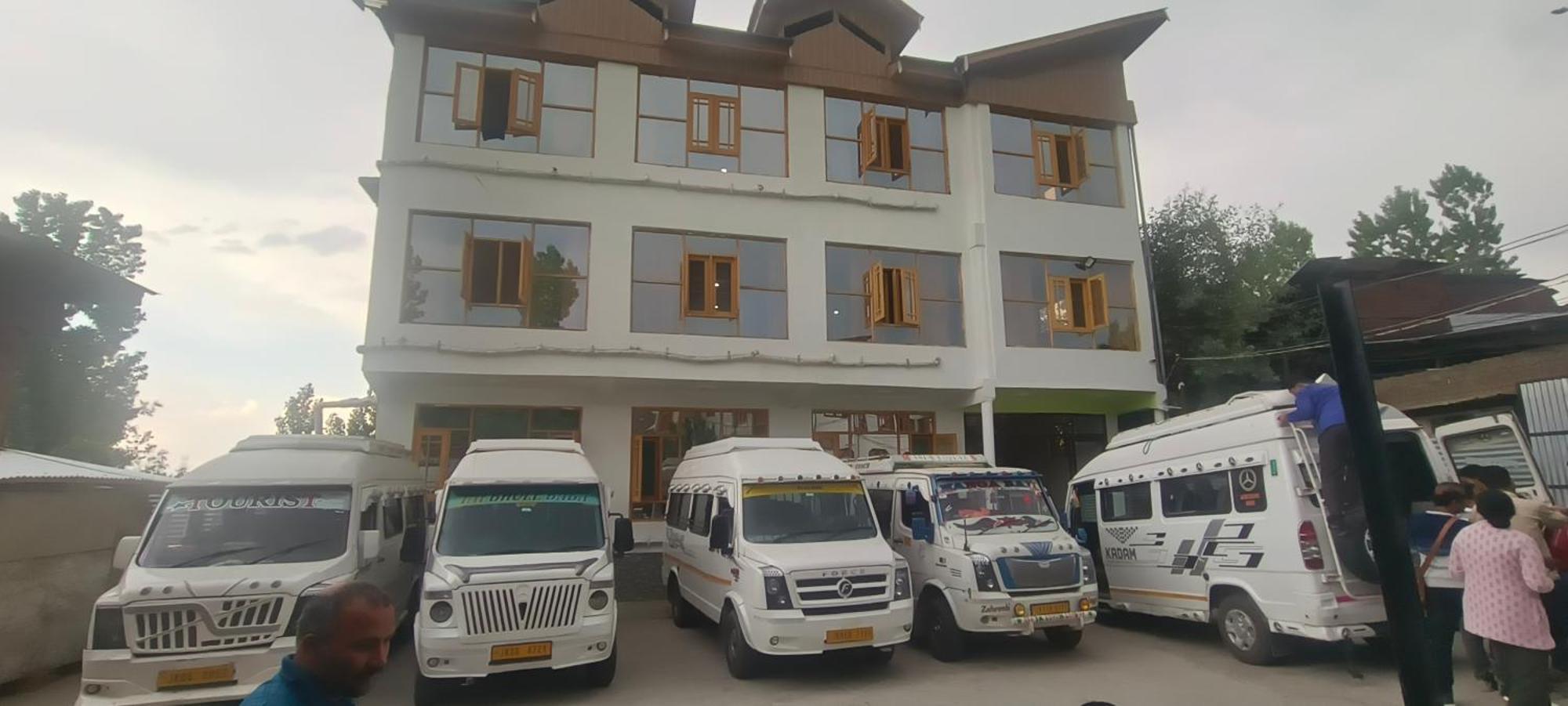 Gulmarg Gs Residency Hotel Esterno foto