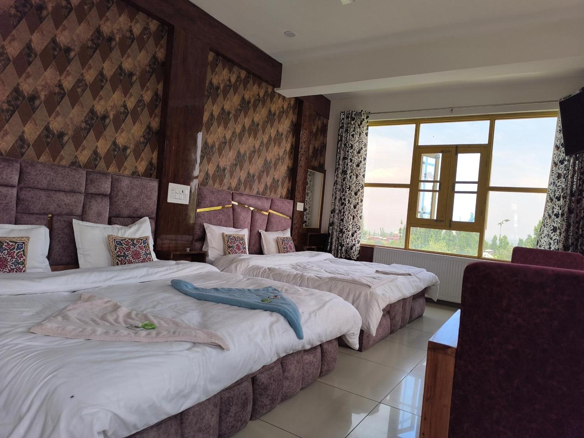 Gulmarg Gs Residency Hotel Esterno foto